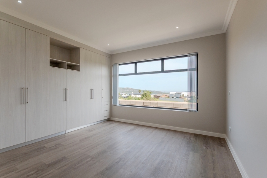 4 Bedroom Property for Sale in Myburgh Park Western Cape